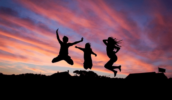 同城邂逅新选择：心遇APP，实名认证让爱