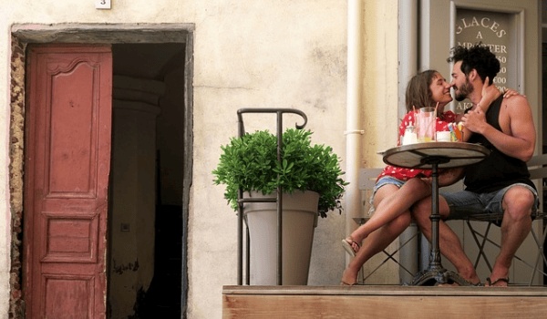 深圳36位男子女友是同一人，住同小区同一栋楼，评论区曝事件真相